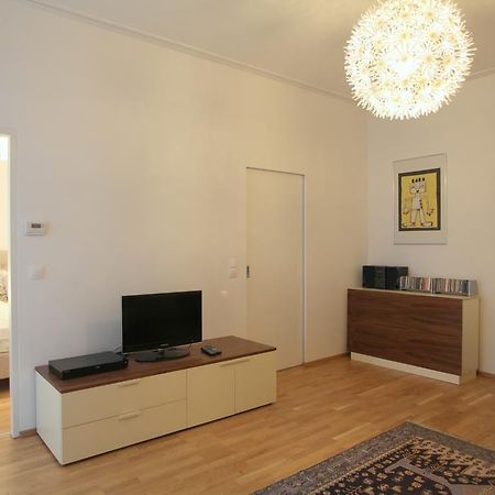 Moderne Stadtwohnung Mit Balkon Wien Phòng bức ảnh