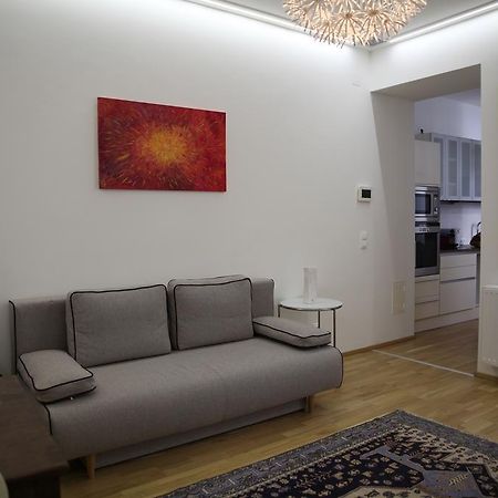 Moderne Stadtwohnung Mit Balkon Wien Ngoại thất bức ảnh